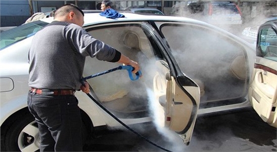 清洁蒸汽发生器洗车