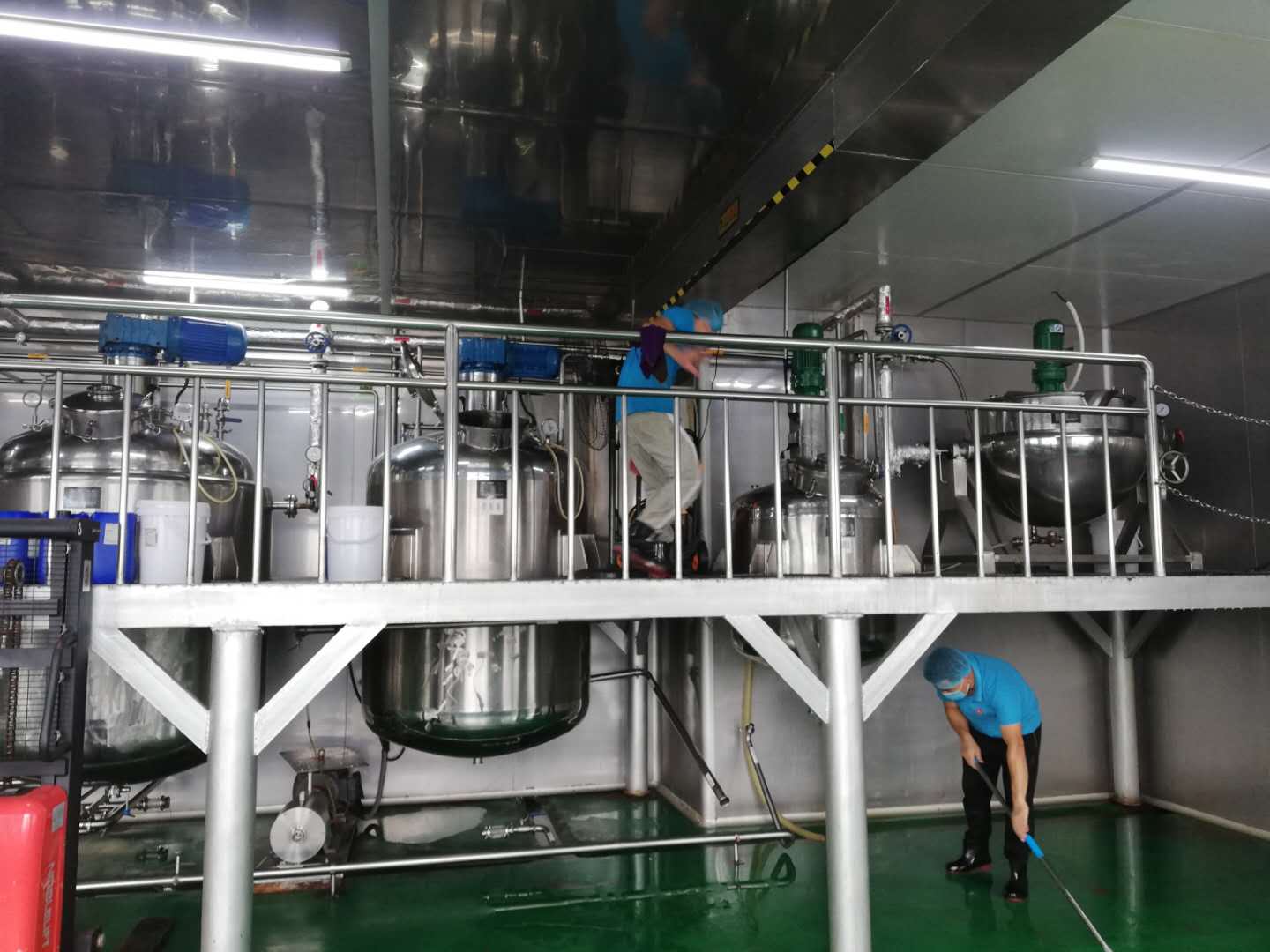 发展快车道食品厂使用食品加工的全自动蒸汽发生器