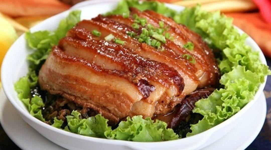 湖南行诺贝思燃气蒸汽发生器配套夹层锅生产梅菜扣肉案例